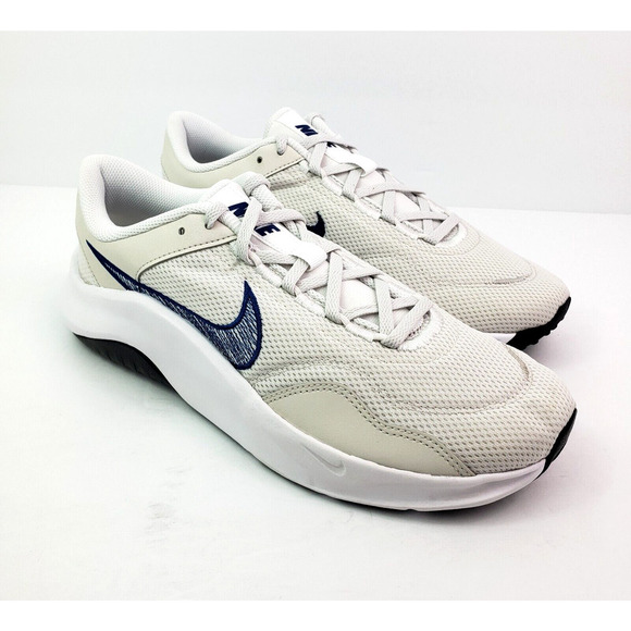 Nike Legend Essentials 3 NN Mens Sz 10 Platinum Tint Court Blue Sneaker Shoes